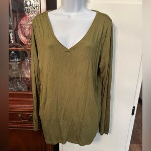 G by Giuliana Olive Long Sleeve V-Neck Top